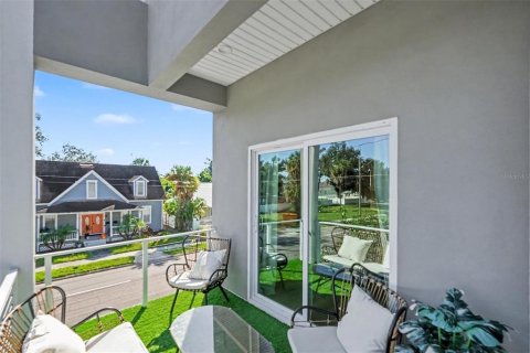 Touwnhouse à vendre à Tampa, Floride: 3 chambres, 199.18 m2 № 2414952 - photo 15
