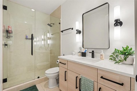 Touwnhouse à vendre à Tampa, Floride: 3 chambres, 199.18 m2 № 2414952 - photo 14