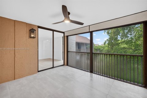 Copropriété à louer à Hollywood, Floride: 1 chambre, 93.65 m2 № 1898207 - photo 16