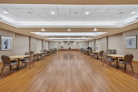 Copropriété à louer à Hollywood, Floride: 1 chambre, 93.65 m2 № 1898207 - photo 29
