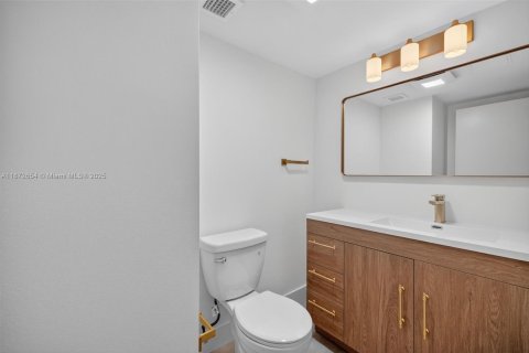 Copropriété à louer à Hollywood, Floride: 1 chambre, 93.65 m2 № 1898207 - photo 8