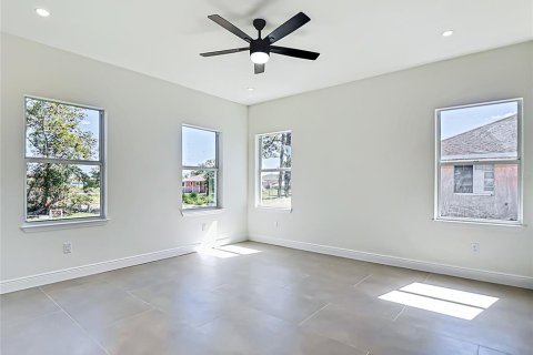 Villa ou maison à vendre à Lehigh Acres, Floride: 3 chambres, 145.76 m2 № 2225410 - photo 30