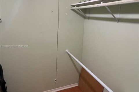 Condo in Margate, Florida, 2 bedrooms  № 1794840 - photo 13