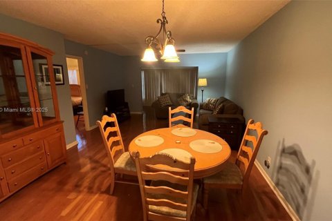 Condo in Margate, Florida, 2 bedrooms  № 1794840 - photo 6