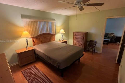 Condo in Margate, Florida, 2 bedrooms  № 1794840 - photo 10