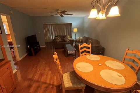 Condo in Margate, Florida, 2 bedrooms  № 1794840 - photo 5