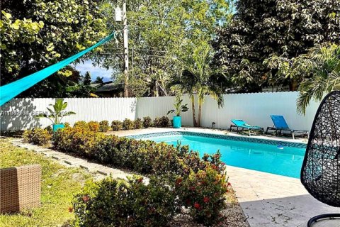 Villa ou maison à vendre à Fort Lauderdale, Floride: 3 chambres, 128.76 m2 № 2051912 - photo 2