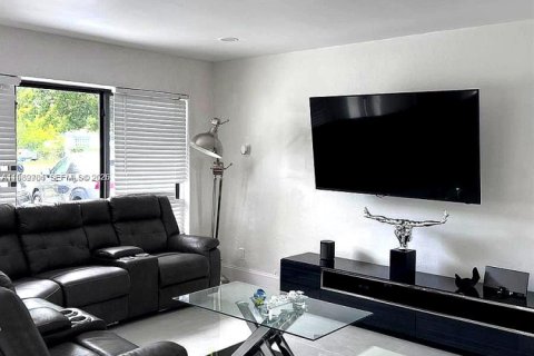 Villa ou maison à vendre à Fort Lauderdale, Floride: 3 chambres, 128.76 m2 № 2051912 - photo 4