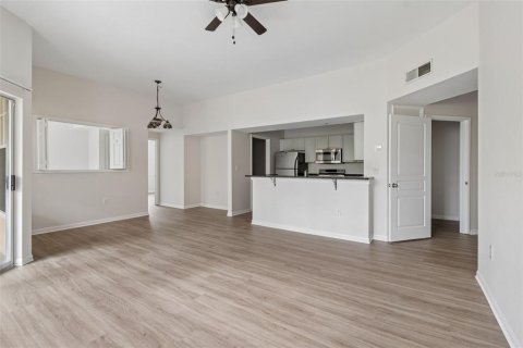 Condo in Tampa, Florida, 3 bedrooms  № 2104641 - photo 5