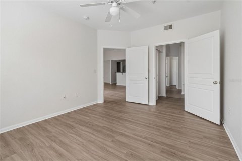 Condo in Tampa, Florida, 3 bedrooms  № 2104641 - photo 20