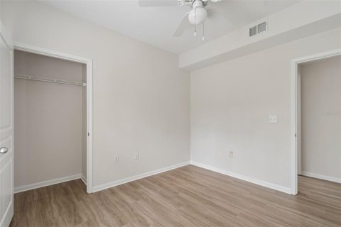 Condo in Tampa, Florida, 3 bedrooms  № 2104641 - photo 28