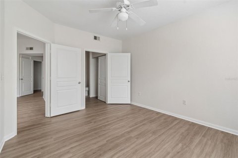 Condo in Tampa, Florida, 3 bedrooms  № 2104641 - photo 21