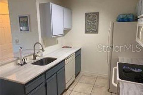 Condominio en alquiler en Saint Petersburg, Florida, 1 dormitorio, 67.73 m2 № 1825020 - foto 7