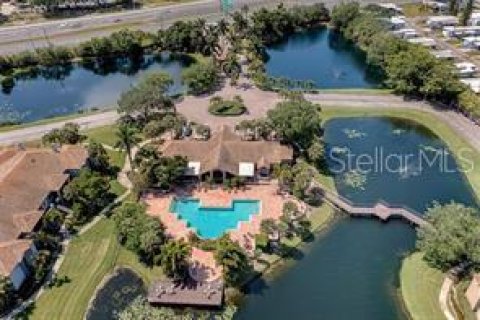 Condominio en alquiler en Saint Petersburg, Florida, 1 dormitorio, 67.73 m2 № 1825020 - foto 2