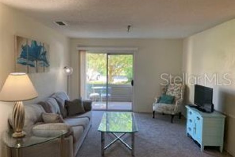 Condominio en alquiler en Saint Petersburg, Florida, 1 dormitorio, 67.73 m2 № 1825020 - foto 4
