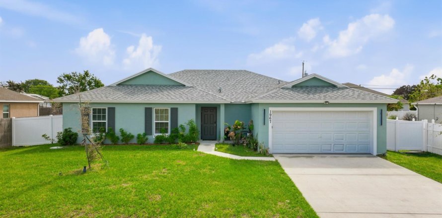 Casa en Port St. Lucie, Florida 4 dormitorios, 177.91 m2 № 2254328