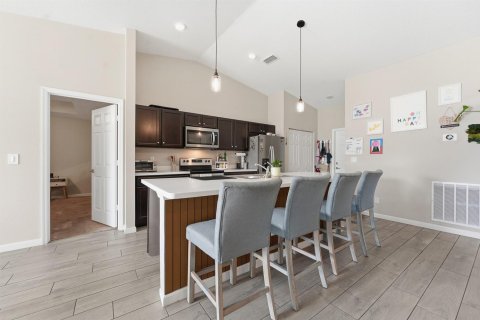 Casa en venta en Port St. Lucie, Florida, 4 dormitorios, 177.91 m2 № 2254328 - foto 9
