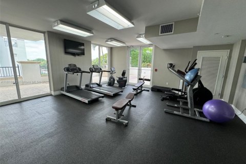 Condo in Coral Gables, Florida, 2 bedrooms  № 1804179 - photo 18