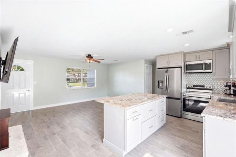 Villa ou maison à vendre à Pinellas Park, Floride: 3 chambres, 94.76 m2 № 2272968 - photo 4