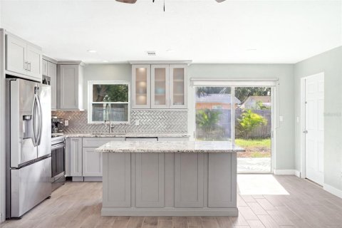 Villa ou maison à vendre à Pinellas Park, Floride: 3 chambres, 94.76 m2 № 2272968 - photo 9