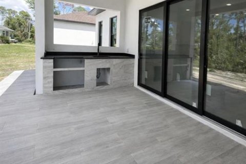 Villa ou maison à vendre à Port Charlotte, Floride: 4 chambres, 152.17 m2 № 2095277 - photo 17