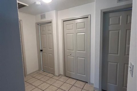 House in Dundee, Florida 3 bedrooms, 111.3 sq.m. № 2213226 - photo 9