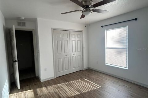 House in Dundee, Florida 3 bedrooms, 111.3 sq.m. № 2213226 - photo 12