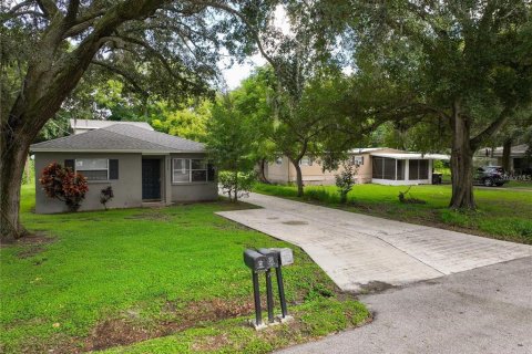 Immobilier commercial à vendre à Winter Haven, Floride: 6 chambres, 177.26 m2 № 1918139 - photo 6