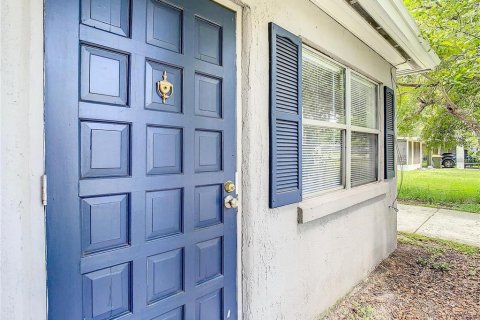 Immobilier commercial à vendre à Winter Haven, Floride: 6 chambres, 177.26 m2 № 1918139 - photo 2