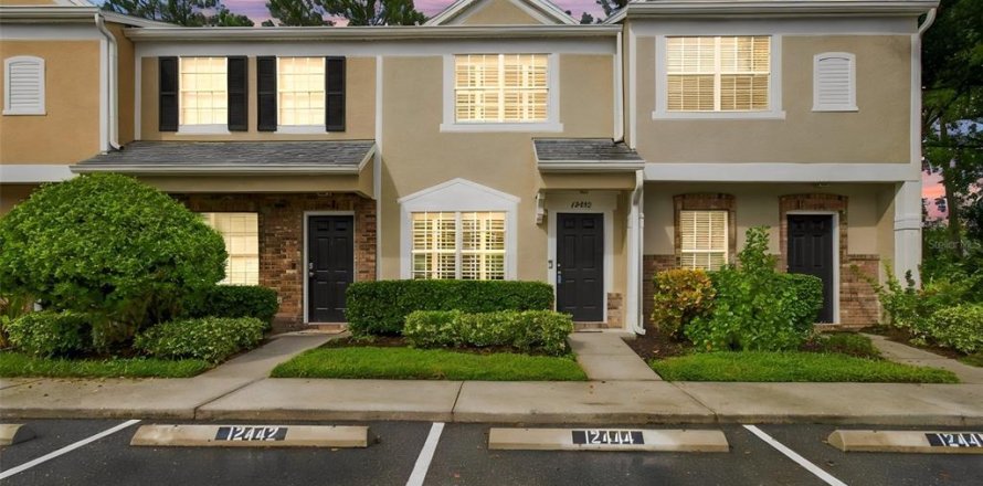 Touwnhouse à Tampa, Floride 2 chambres, 107.02 m2 № 2410699