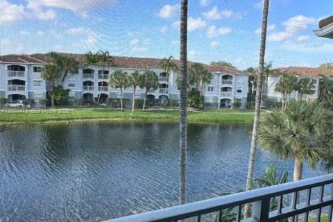 Copropriété à louer à Pembroke Pines, Floride: 2 chambres, 92.9 m2 № 2262976 - photo 30