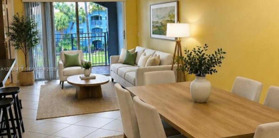 Condo à Pembroke Pines, Floride, 2 chambres  № 2262976