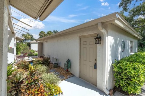 Condominio en venta en New Port Richey, Florida, 2 dormitorios, 107.95 m2 № 1869081 - foto 28