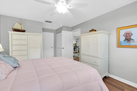 Condominio en venta en New Port Richey, Florida, 2 dormitorios, 107.95 m2 № 1869081 - foto 17