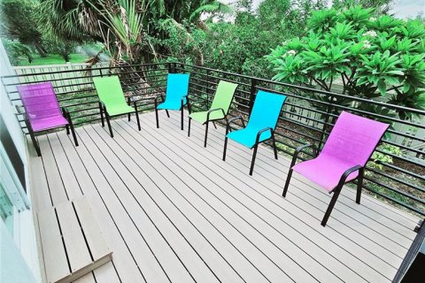 Casa en venta en Apollo Beach, Florida, 4 dormitorios, 235.69 m2 № 2221717 - foto 16