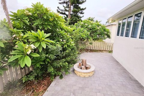Casa en venta en Apollo Beach, Florida, 4 dormitorios, 235.69 m2 № 2221717 - foto 17