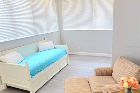 Casa en venta en Apollo Beach, Florida, 4 dormitorios, 235.69 m2 № 2221717 - foto 13