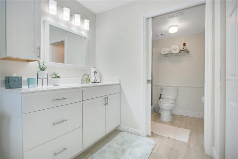 Купить кондоминиум в Винтер-Парк, Флорида 5 комнат, 93.27м2, № 1914048 - фото 14