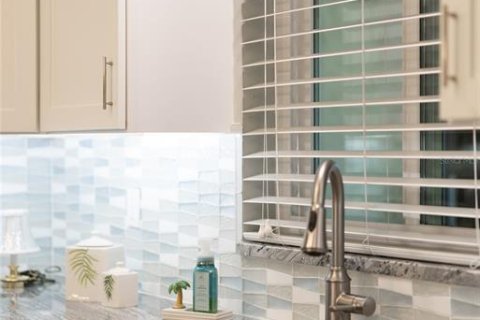 Condominio en venta en Bradenton, Florida, 2 dormitorios, 106.28 m2 № 1735284 - foto 9