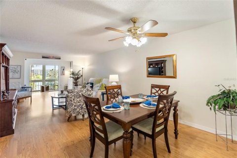 Condominio en venta en Bradenton, Florida, 2 dormitorios, 106.28 m2 № 1735284 - foto 10