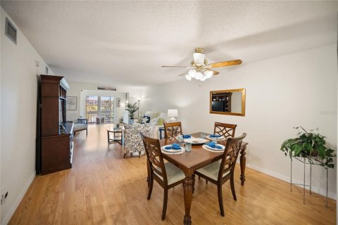 Condominio en venta en Bradenton, Florida, 2 dormitorios, 106.28 m2 № 1735284 - foto 11