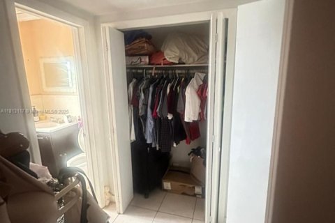 Copropriété à vendre à North Miami, Floride: 3 chambres, 106.47 m2 № 1936121 - photo 3