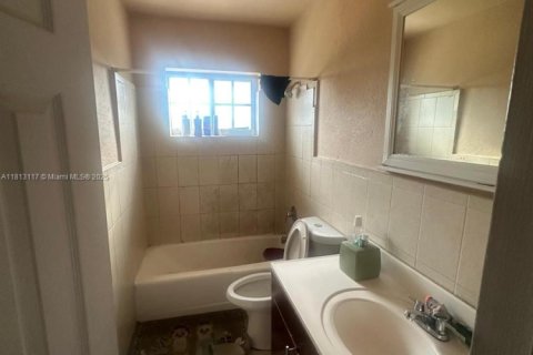 Copropriété à vendre à North Miami, Floride: 3 chambres, 106.47 m2 № 1936121 - photo 4