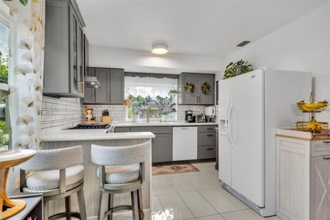 Casa en venta en Orlando, Florida, 2 dormitorios, 82.03 m2 № 1831273 - foto 10