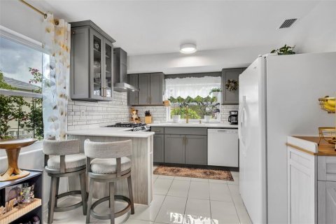 Casa en venta en Orlando, Florida, 2 dormitorios, 82.03 m2 № 1831273 - foto 11
