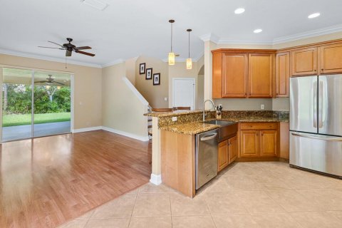 Villa ou maison à vendre à Jensen Beach, Floride: 4 chambres, 217.58 m2 № 2187155 - photo 5