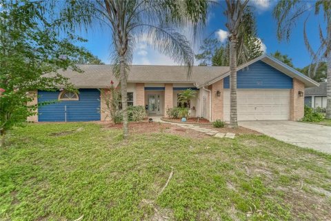 Casa en venta en Plant City, Florida, 4 dormitorios, 200.3 m2 № 1903768 - foto 1