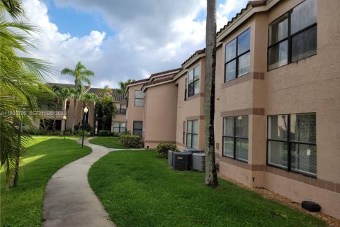 Condominio en Davie, Florida, 1 dormitorio  № 2039307