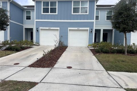 Townhouse in CYPRESS CAY in Kissimmee, Florida 3 bedrooms, 156.35 sq.m. № 2157903 - photo 2