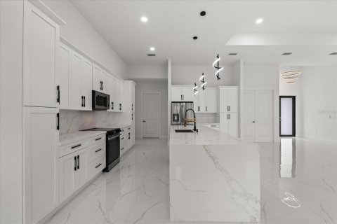 Villa ou maison à vendre à Bokeelia, Floride: 4 chambres, 261.33 m2 № 2405784 - photo 21